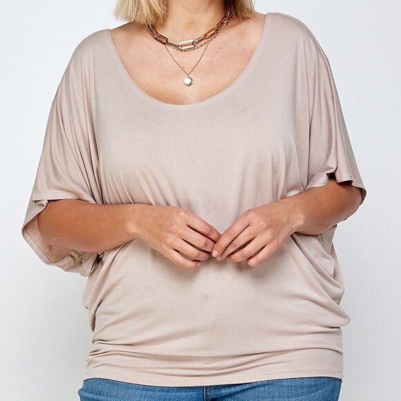 Solid Knit Top, With A Flowy Silhouette - Picture 2 of 4